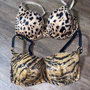 2 Victoria Secret Very Sexy Demi push-up bras. Animal print. 34D